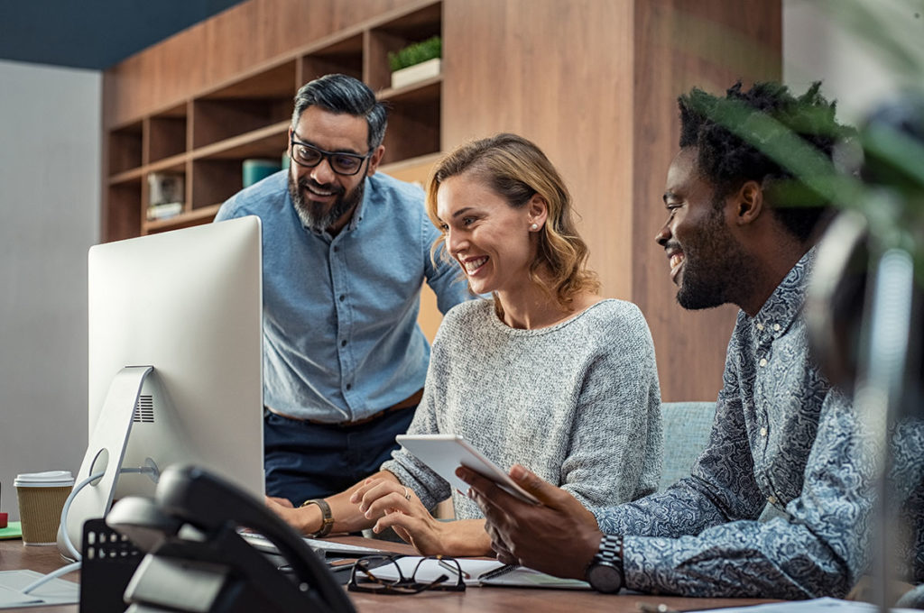 Un espace de co-working ou bureaux partagés